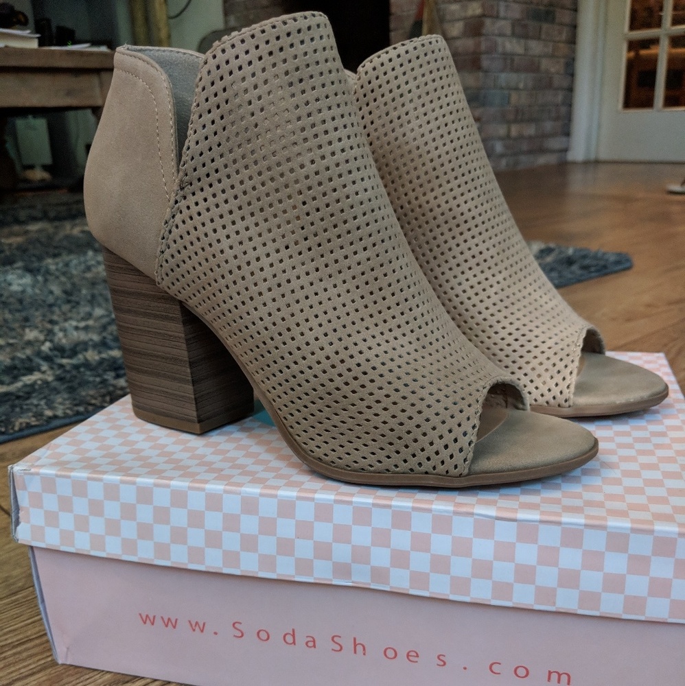 Soda Taupe Peep Toe Block Heel